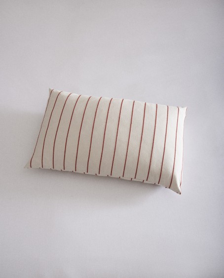 Funda Cojin Raya Relieve 40x60 cm