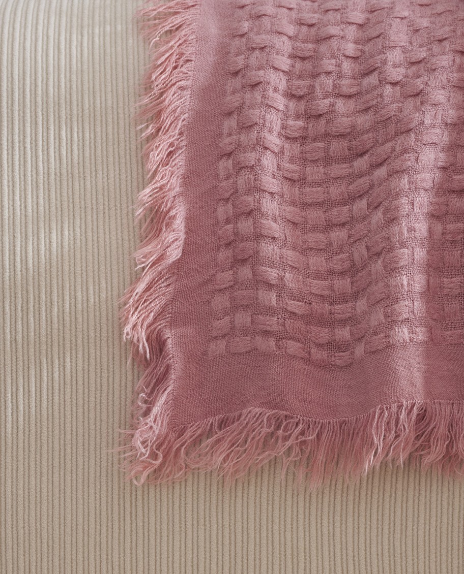 Plaid Relieve con Flecos 140x180 cm - Tobo