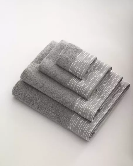 Toalla de Baño Cenefa Lluvia 500g | Tobo