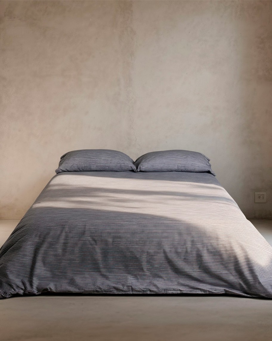 Funda Nórdica Reversible Estampado  de rayas Azul Océano – Fácil Plancha